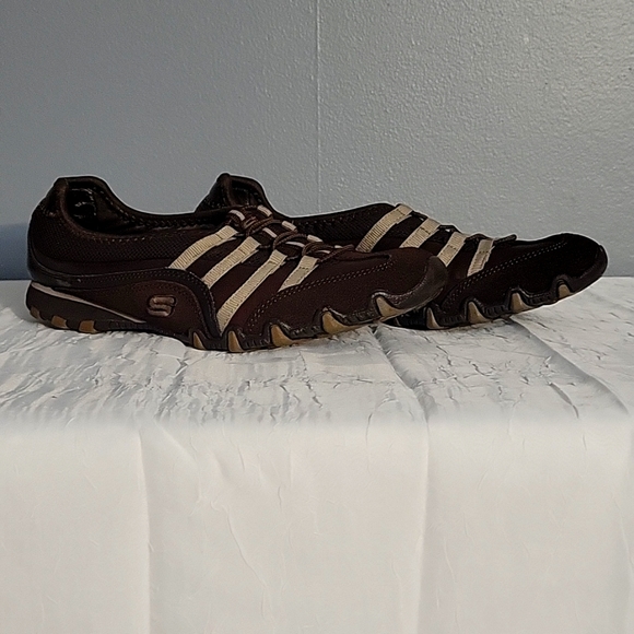 Skechers Shoes - Sketches relaxed fit slip ons
